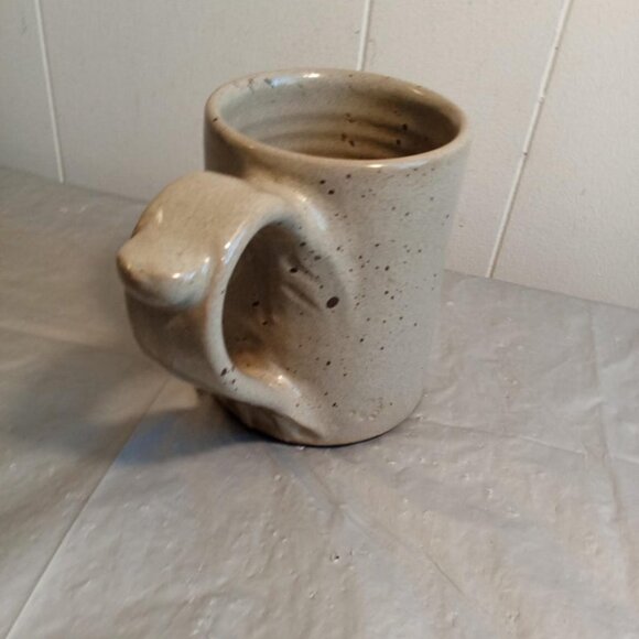 Collection Circle Ceramic Bear Mug Collection Circle Ceramic Bear Mug - Picture 2 of 8